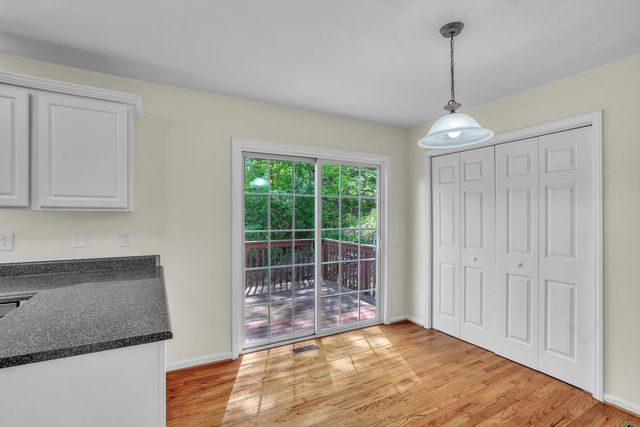 7607 Peebles LN, Roanoke, VA 24018