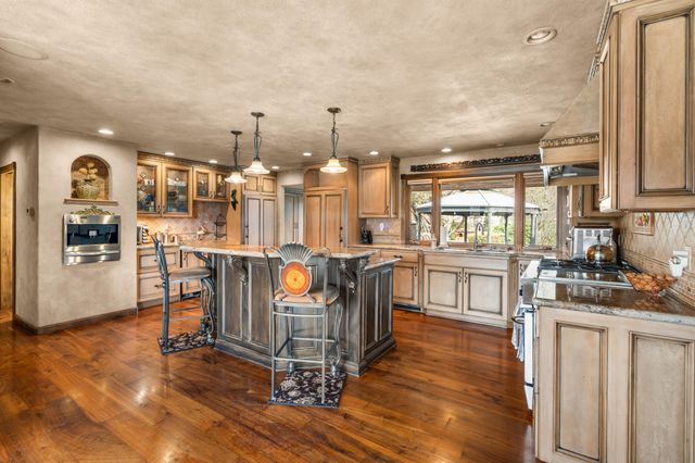 1117 NE Memorial Drive, Grants Pass, OR 97526