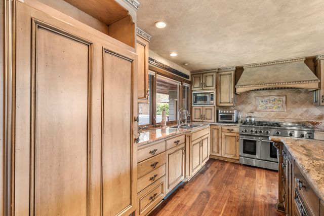 1117 NE Memorial Drive, Grants Pass, OR 97526