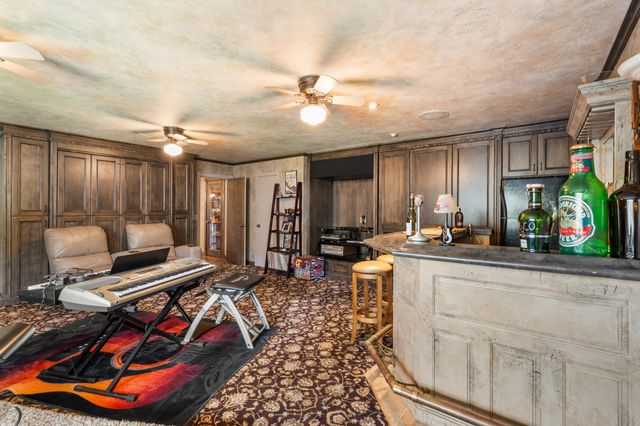 1117 NE Memorial Drive, Grants Pass, OR 97526