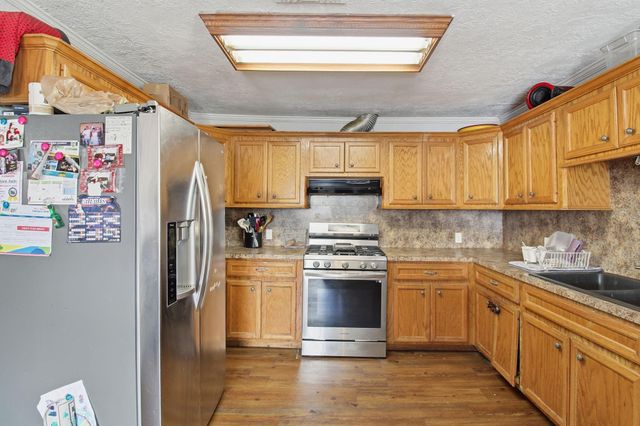 1701 W Humble Street, Baytown, TX 77520