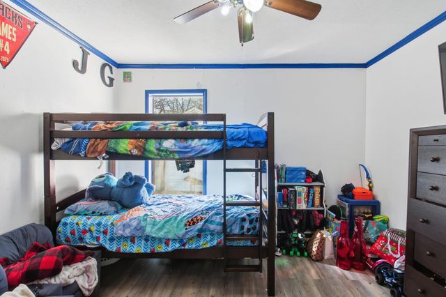 1701 W Humble Street, Baytown, TX 77520