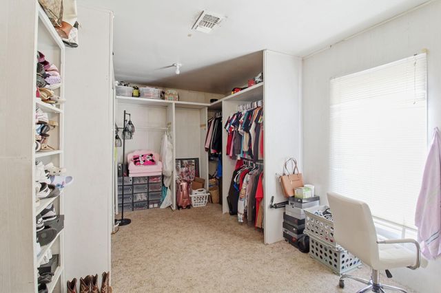 1701 W Humble Street, Baytown, TX 77520