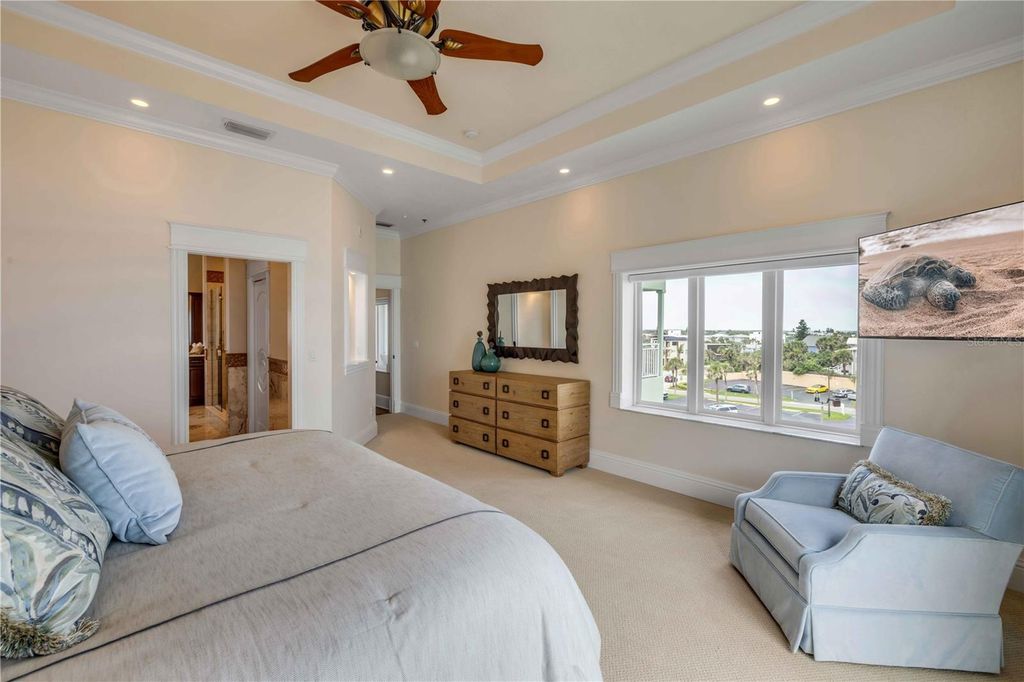 Image 29 of property listing at 423 S ATLANTIC AVENUE 301, New Smyrna Beach, FL 32169