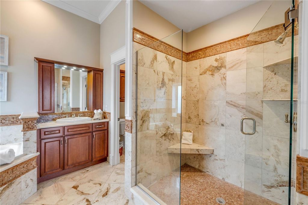 Image 34 of property listing at 423 S ATLANTIC AVENUE 301, New Smyrna Beach, FL 32169