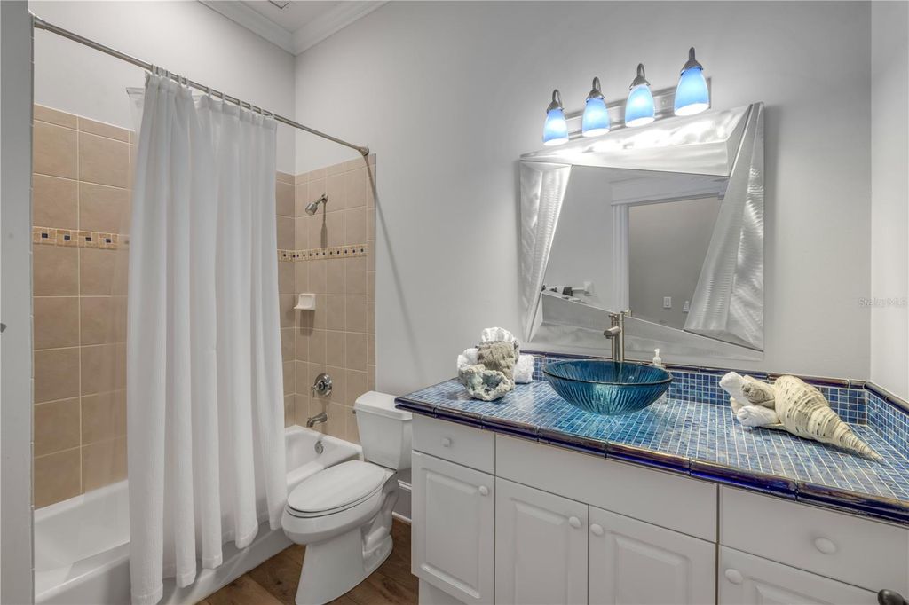 Image 45 of property listing at 423 S ATLANTIC AVENUE 301, New Smyrna Beach, FL 32169