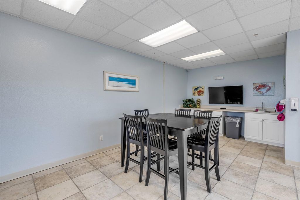 Image 59 of property listing at 423 S ATLANTIC AVENUE 301, New Smyrna Beach, FL 32169