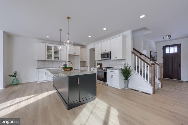 308 MEADIA AVE, Lancaster, PA 17602