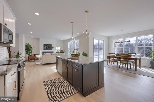 308 MEADIA AVE, Lancaster, PA 17602