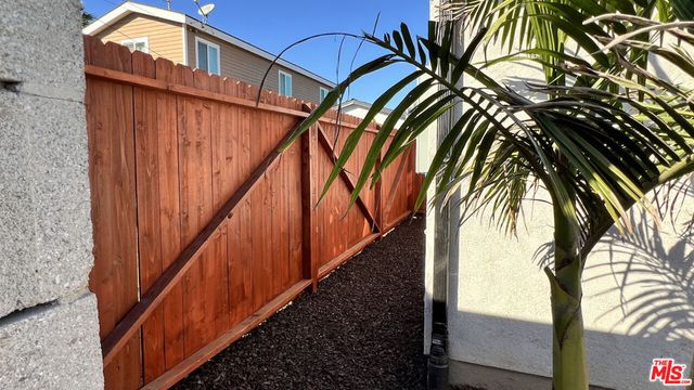 5527 W 83rd Street, Los Angeles, CA 90045