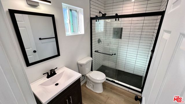 5527 W 83rd Street, Los Angeles, CA 90045