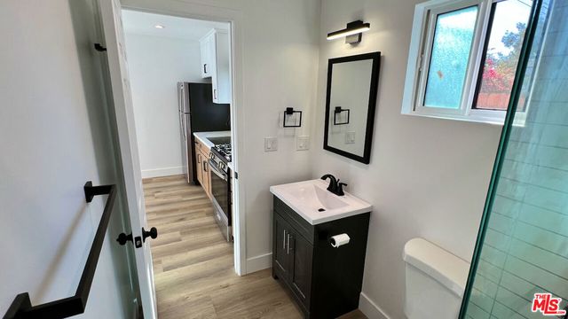 5527 W 83rd Street, Los Angeles, CA 90045