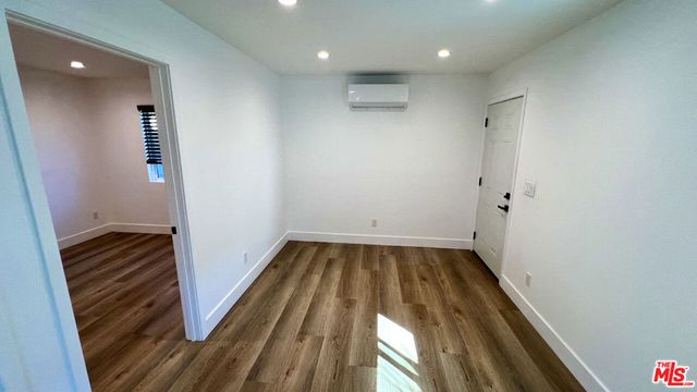 5527 W 83rd Street, Los Angeles, CA 90045