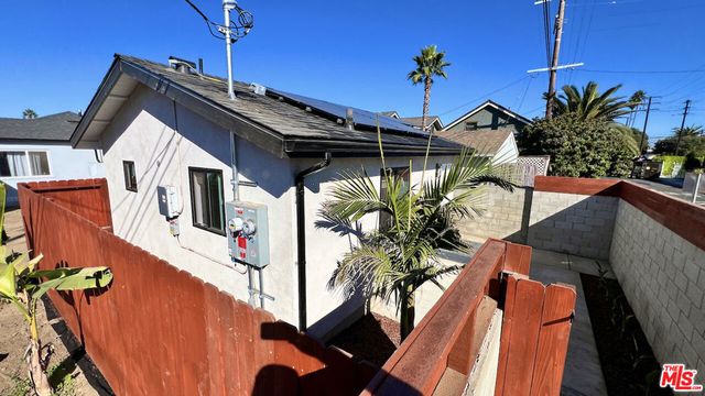 5527 W 83rd Street, Los Angeles, CA 90045