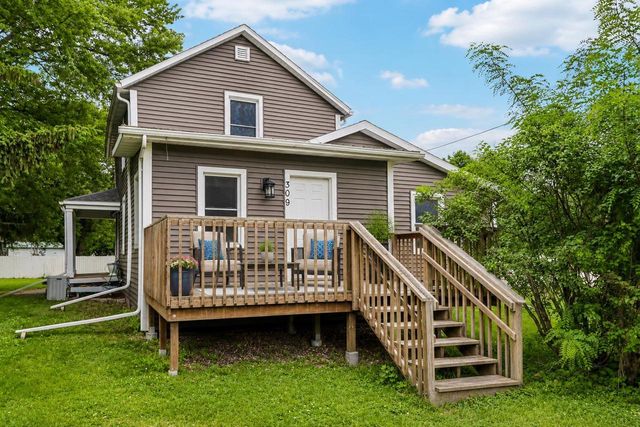 309 Cedar Street, Baraboo, WI 53913