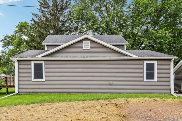 309 Cedar Street, Baraboo, WI 53913