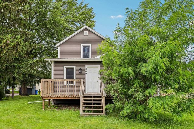 309 Cedar Street, Baraboo, WI 53913