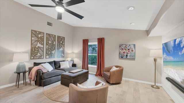 8706 11TH AVENUE PLACE NW, Bradenton, FL 34209