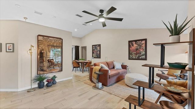 8706 11TH AVENUE PLACE NW, Bradenton, FL 34209