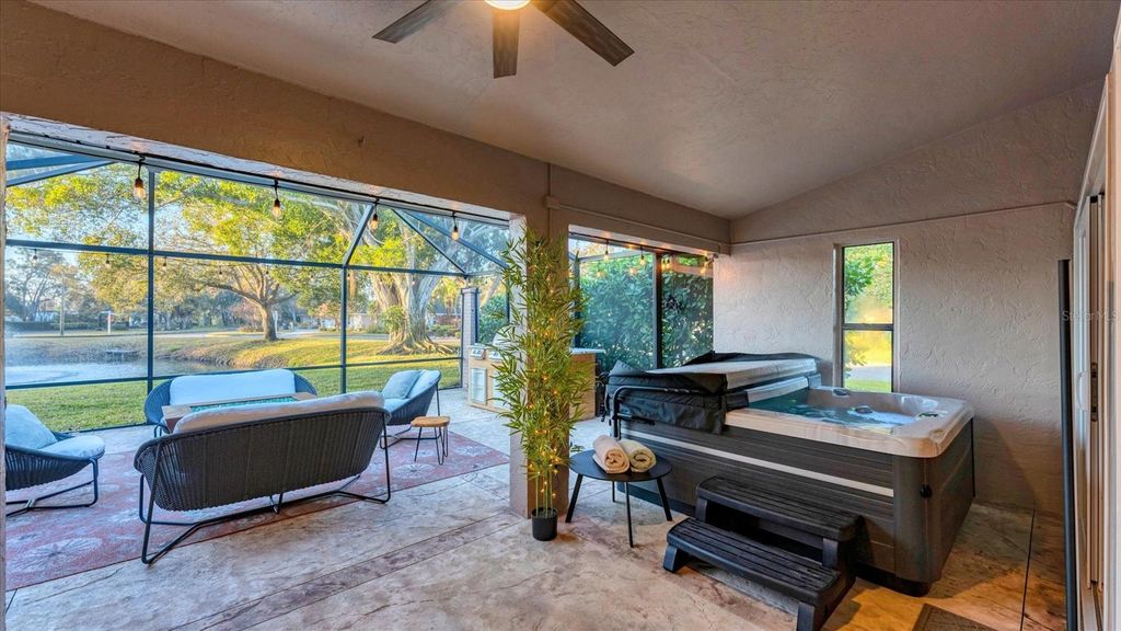 Image 28 of property listing at 8706 11TH AVENUE PLACE NW, Bradenton, FL 34209