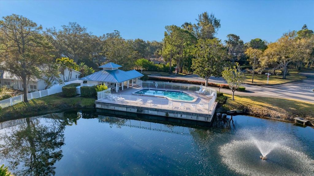 Image 39 of property listing at 8706 11TH AVENUE PLACE NW, Bradenton, FL 34209