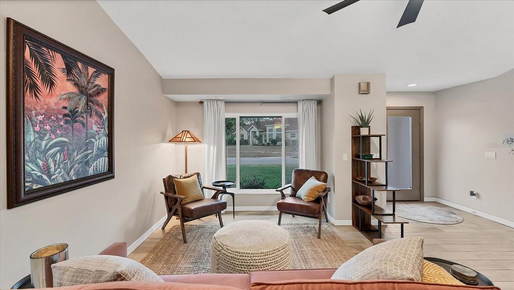 Image 8 of property listing at 8706 11TH AVENUE PLACE NW, Bradenton, FL 34209