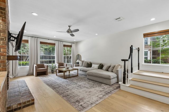 2902 Stonepointe, Mckinney, TX 75072