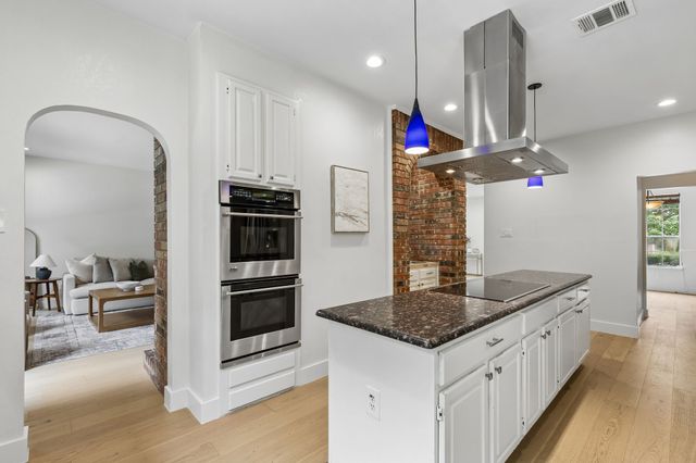 2902 Stonepointe, Mckinney, TX 75072