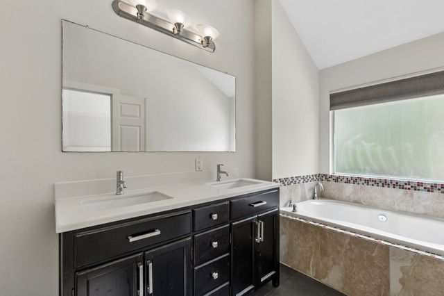 2902 Stonepointe, Mckinney, TX 75072