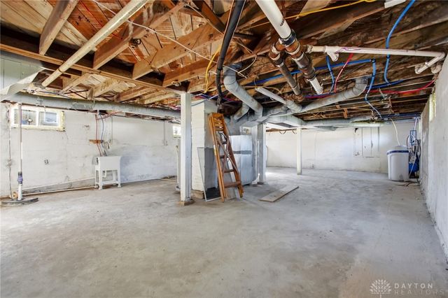 2520 Harshman Road, Dayton, OH 45424