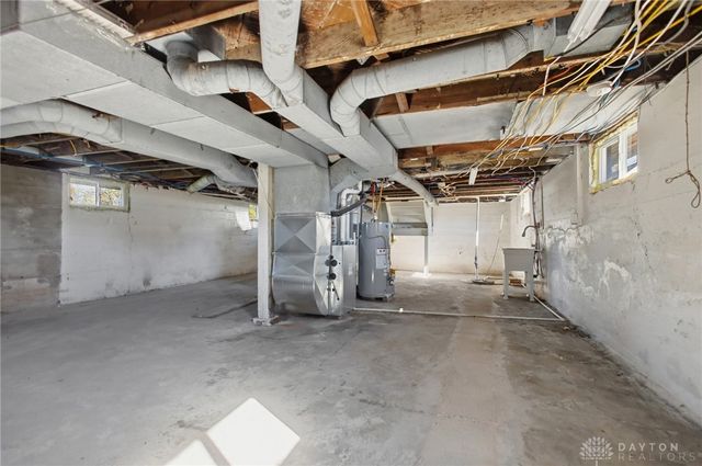 2520 Harshman Road, Dayton, OH 45424