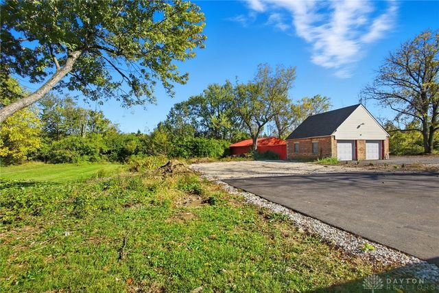 2520 Harshman Road, Dayton, OH 45424