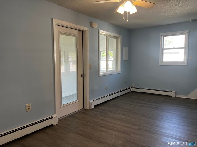 40 Portland Avenue 1, Old Lyme, CT 06371