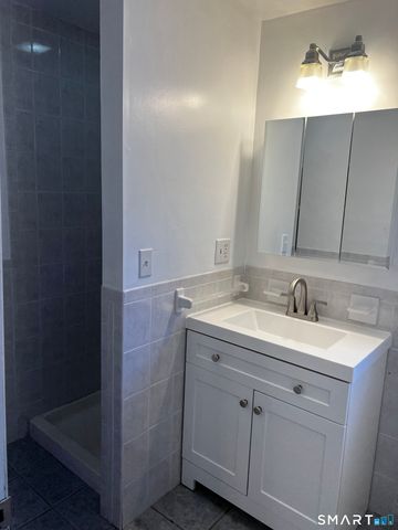 40 Portland Avenue 1, Old Lyme, CT 06371