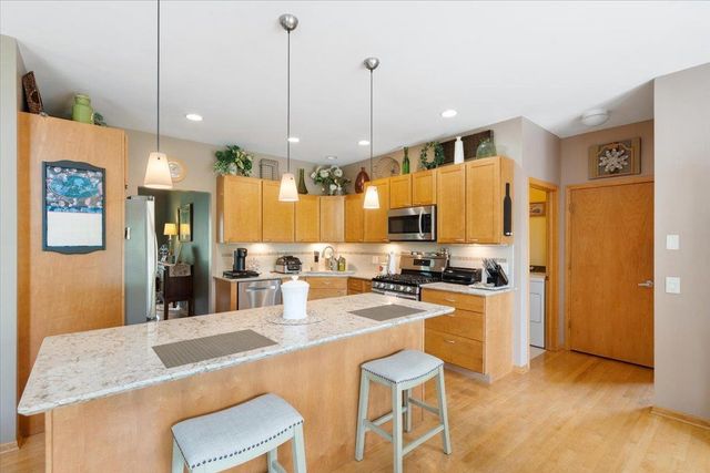 1887 Frawley Drive, Sun Prairie, WI 53590