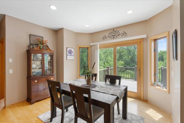 1887 Frawley Drive, Sun Prairie, WI 53590