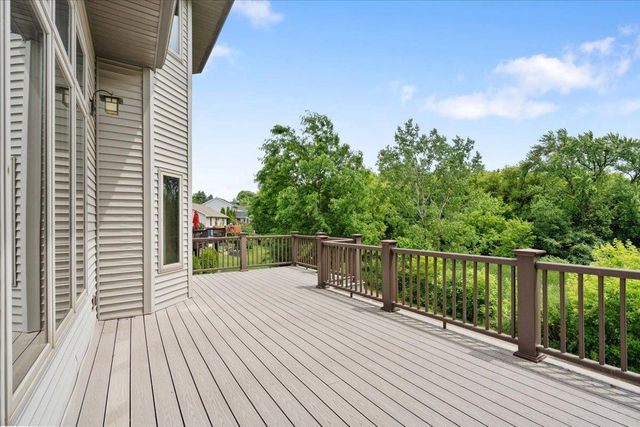 1887 Frawley Drive, Sun Prairie, WI 53590