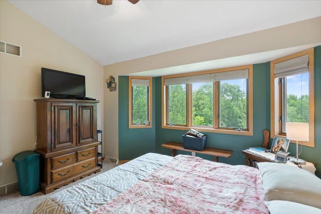 1887 Frawley Drive, Sun Prairie, WI 53590