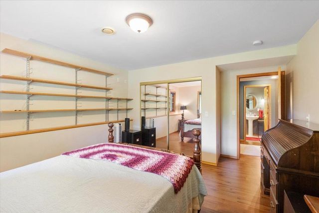 1887 Frawley Drive, Sun Prairie, WI 53590