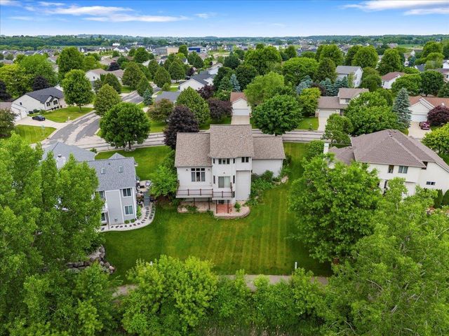 1887 Frawley Drive, Sun Prairie, WI 53590
