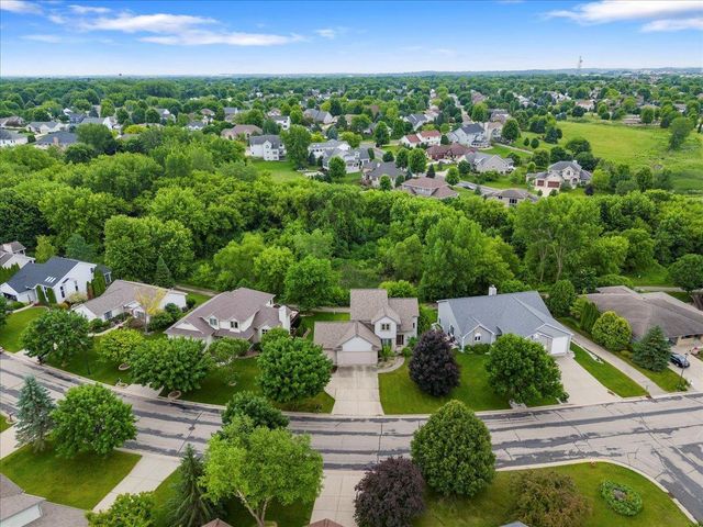 1887 Frawley Drive, Sun Prairie, WI 53590