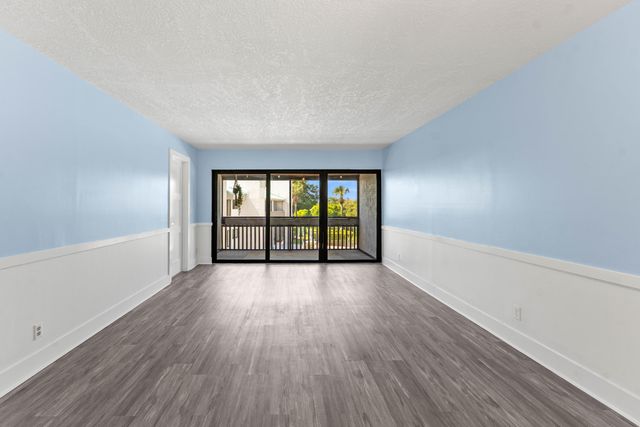 412 Southwind Drive B2, North Palm Beach, FL 33408