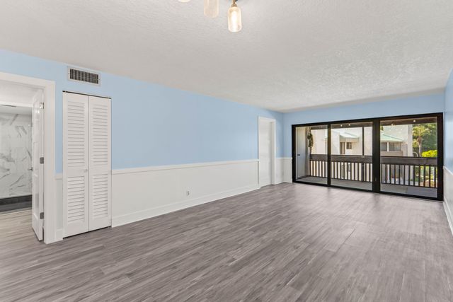 412 Southwind Drive B2, North Palm Beach, FL 33408