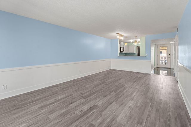 412 Southwind Drive B2, North Palm Beach, FL 33408
