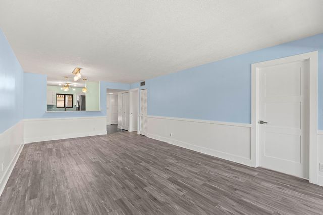 412 Southwind Drive B2, North Palm Beach, FL 33408