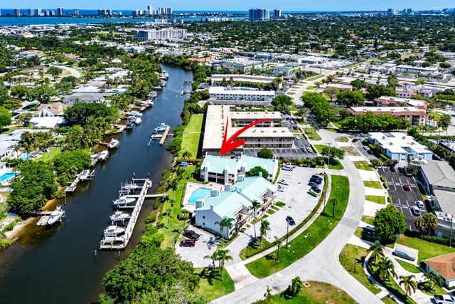 412 Southwind Drive B2, North Palm Beach, FL 33408
