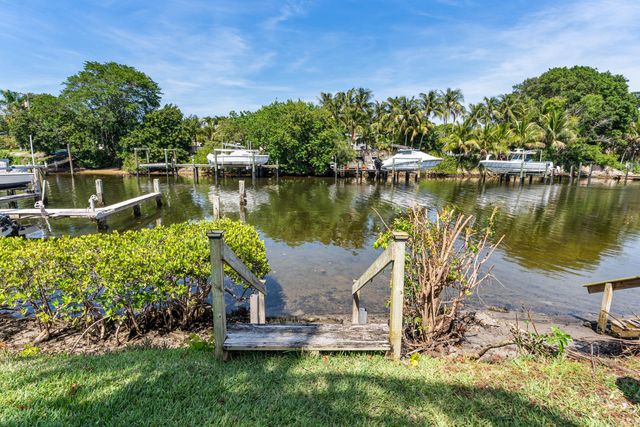 412 Southwind Drive B2, North Palm Beach, FL 33408