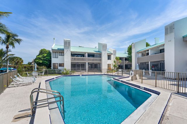 412 Southwind Drive B2, North Palm Beach, FL 33408