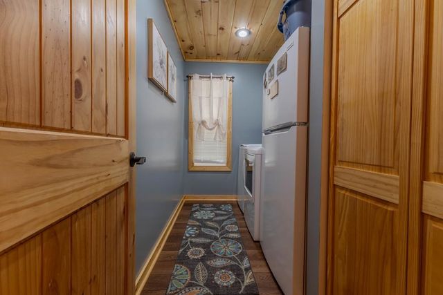 190 Galloway Drive, Hayesville, NC 28904