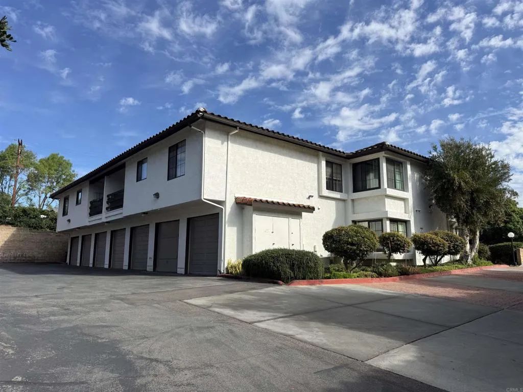 1719 Pepper Dr., El Cajon, CA 92021